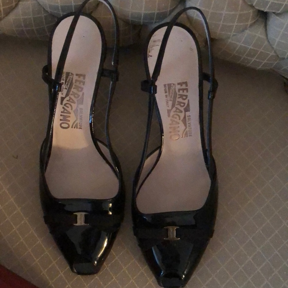 Salvatore ferragamo size 6 1/2 black